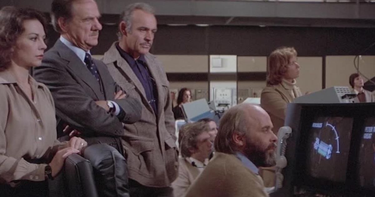 Natalie Wood, Karl Malden y Sean Connery en Meteoro