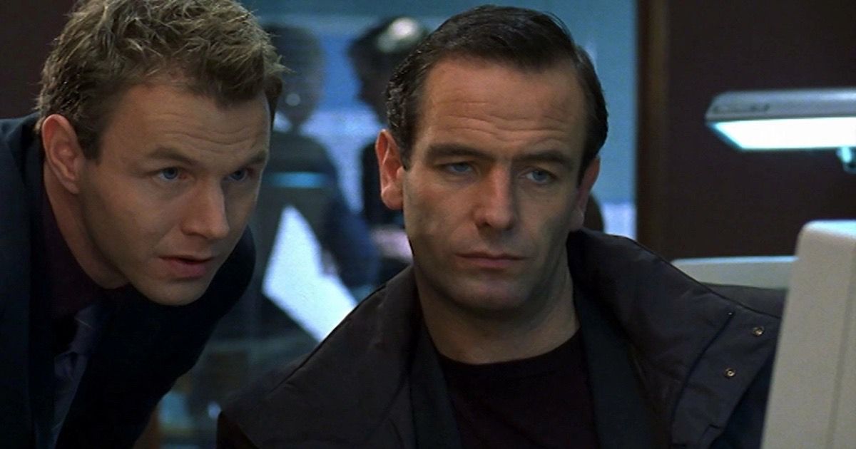 Mark Letheren and Robson Green in Wire in the Blood