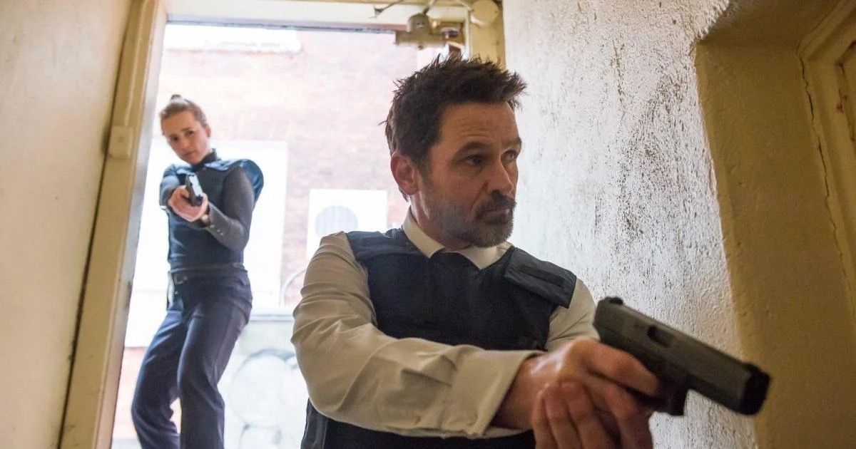 Billy Campbell in Cardinal
