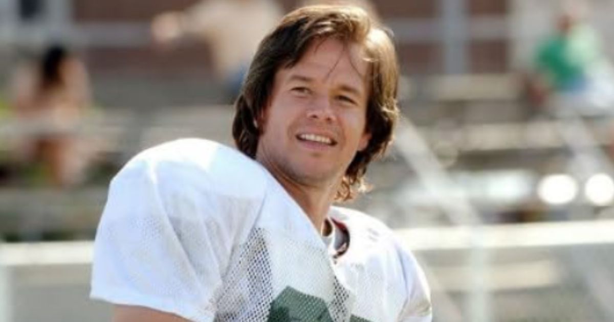 Mark Wahlberg in Invincible (2006)