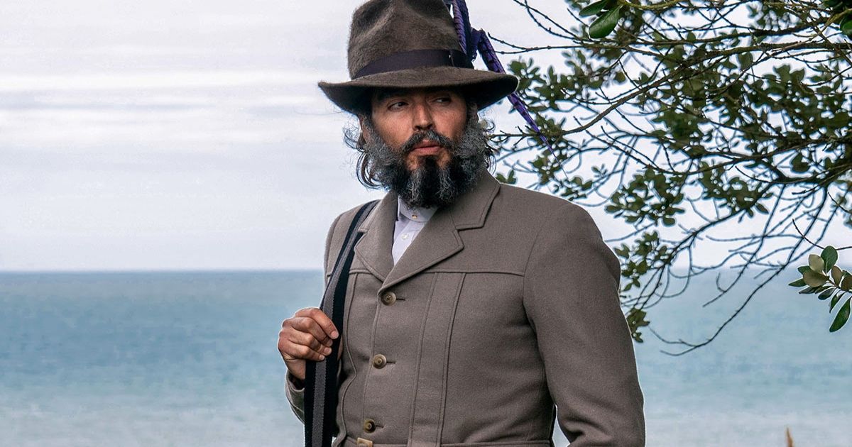 Russell Brand’s 10 Best Movies, Ranked by Rotten Tomatoes
