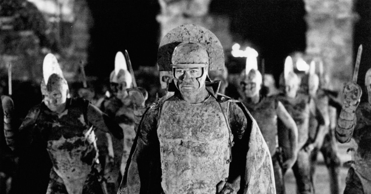 O elenco de Titus 1999