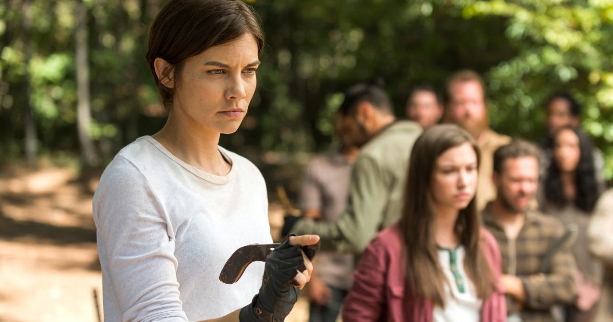 The Walking Dead Pregnant Maggie Arrives at Hilltop