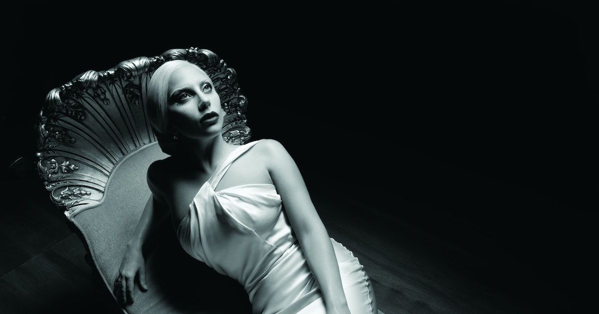 Lady Gaga como Elizabeth Bathory em American Horror Story: Hotel