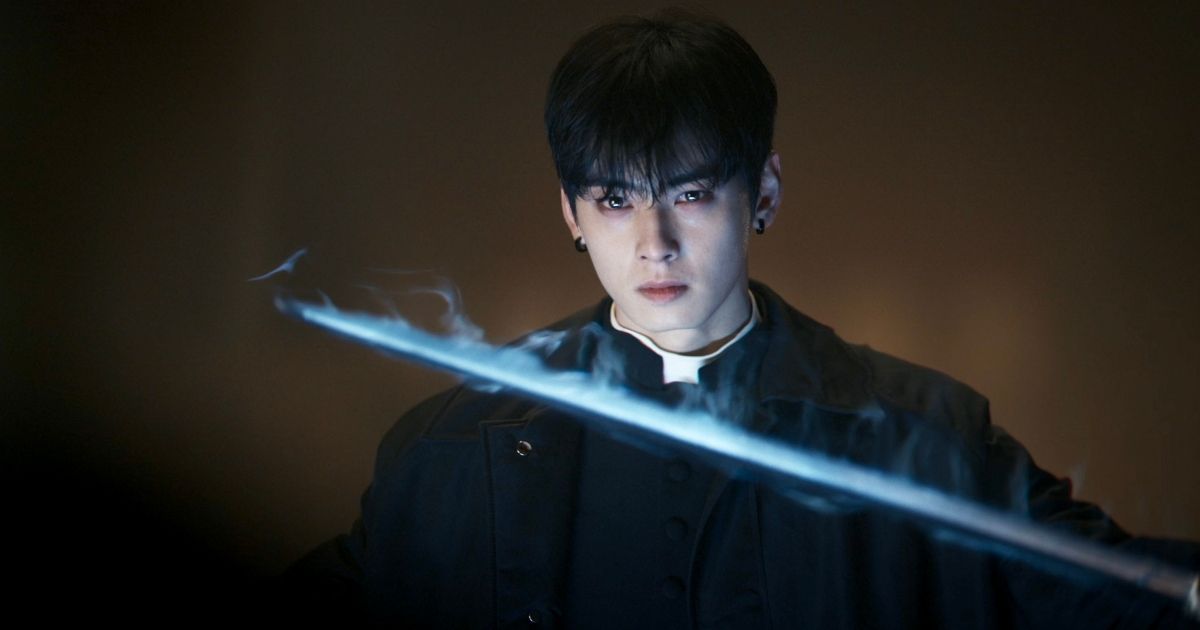 Cha Eun-woo as Priest Johan