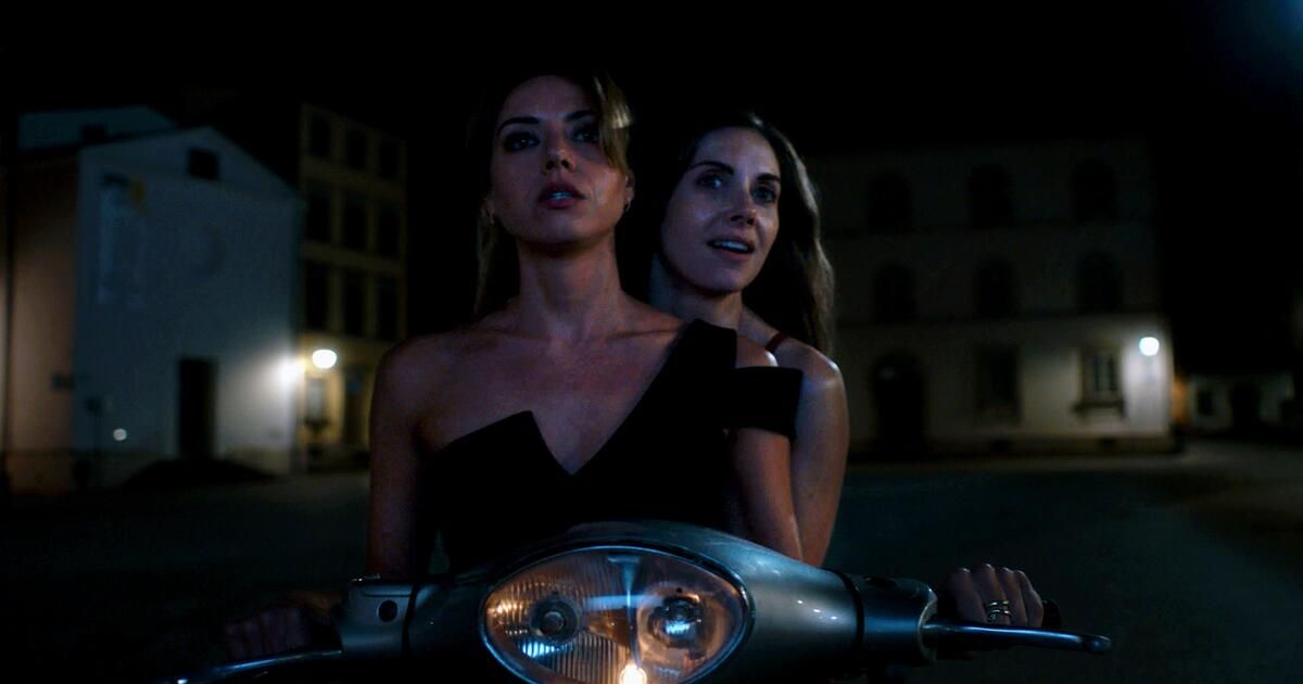 Aubrey Plaza and Alison Brie ride a motorbike in the movie Joshy (2016) directed by Jeff Baena