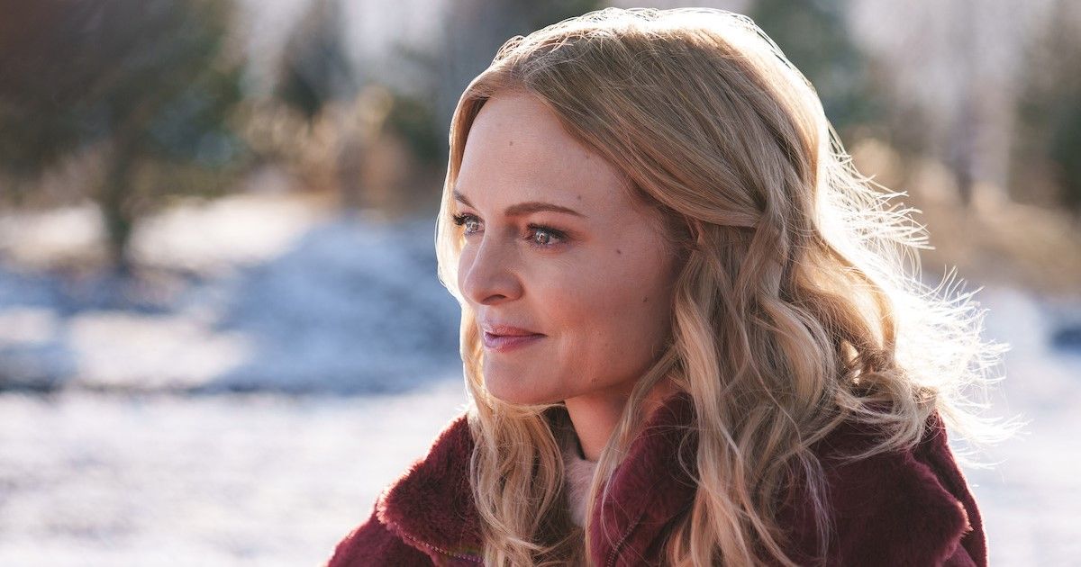 Best. Christmas. Ever! Star Heather Graham Says She’s ‘Kind of a Scrooge’