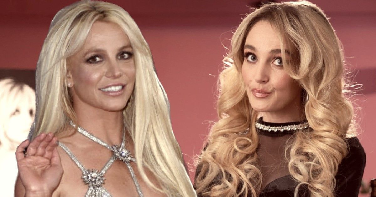 Britney Spears and Chloe Fineman as Britney on SNL