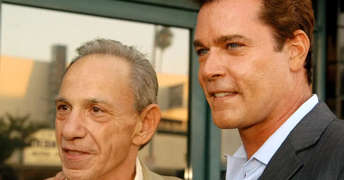 Henry Hill and Ray Liotta stand together in public