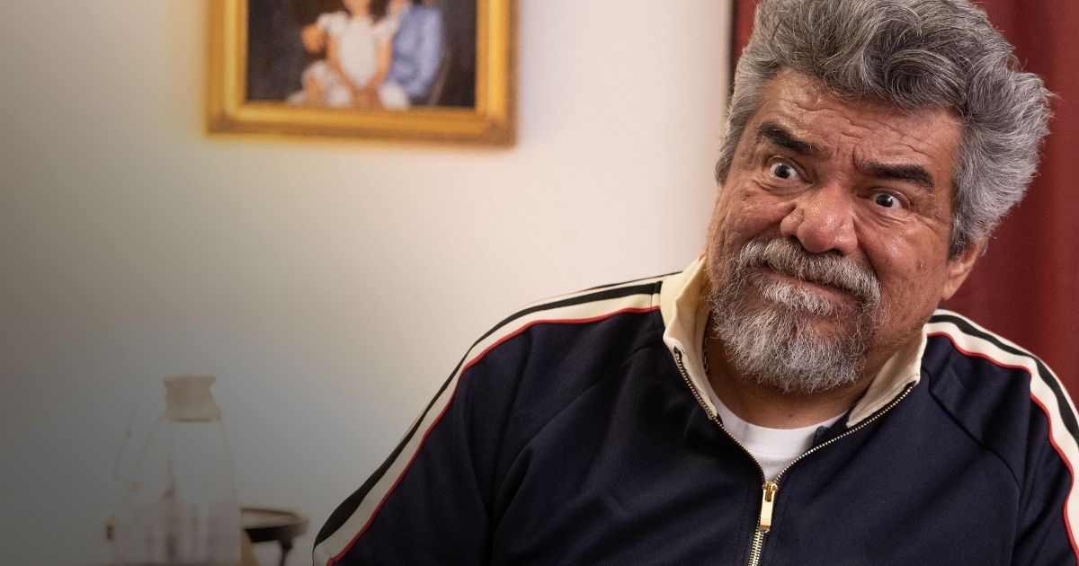 How the Gringo Stole Christmas - George Lopez looking stunned