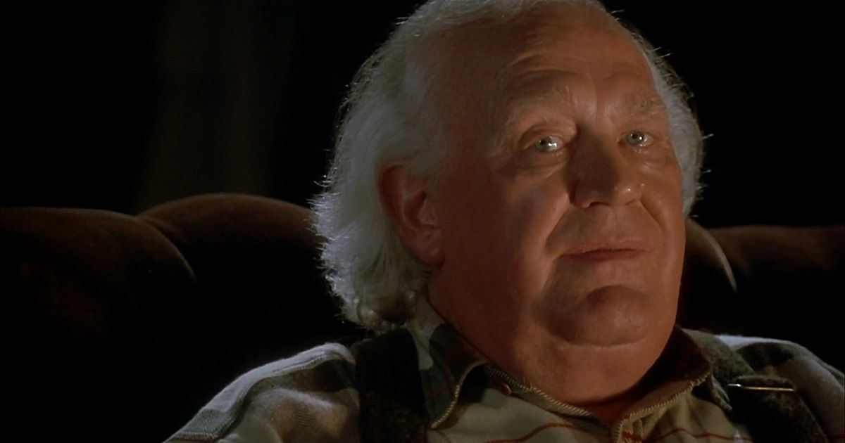 Joss Ackland in Mighty Ducks 3