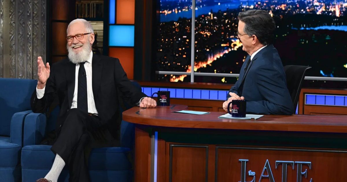 David Letterman greeted with a standing ovation as he returned to The Late Show.
