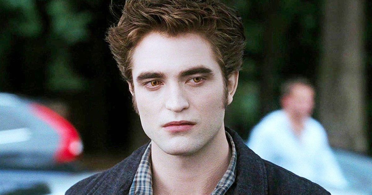 Robert Pattinson as Edward in Twilight.