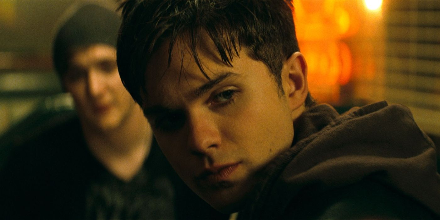 A teenager looks suspiciously at something in the 2010 remake of a nightmare on elm street
