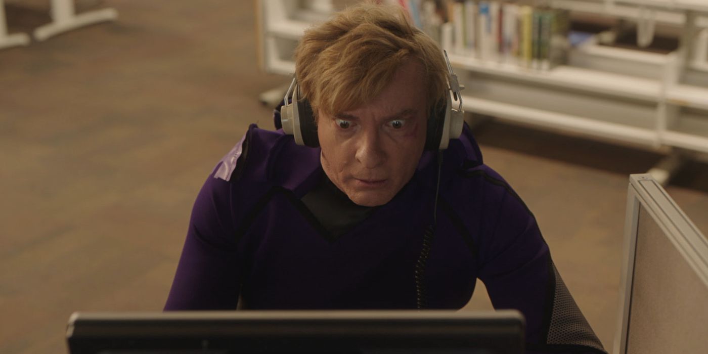 Casper (played by Rhys Darby) on the computer in Relax I'm from the Future