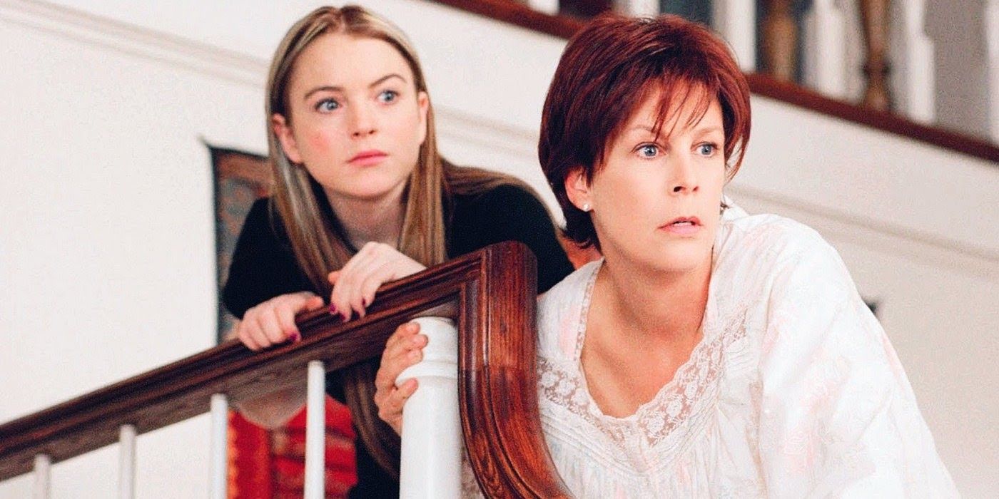 Freaky Friday Lindsay Lohan as Anna Coleman/Tess Coleman and Jamie Lee Curtis as Tess Coleman/Anna Coleman nervous on the stairs