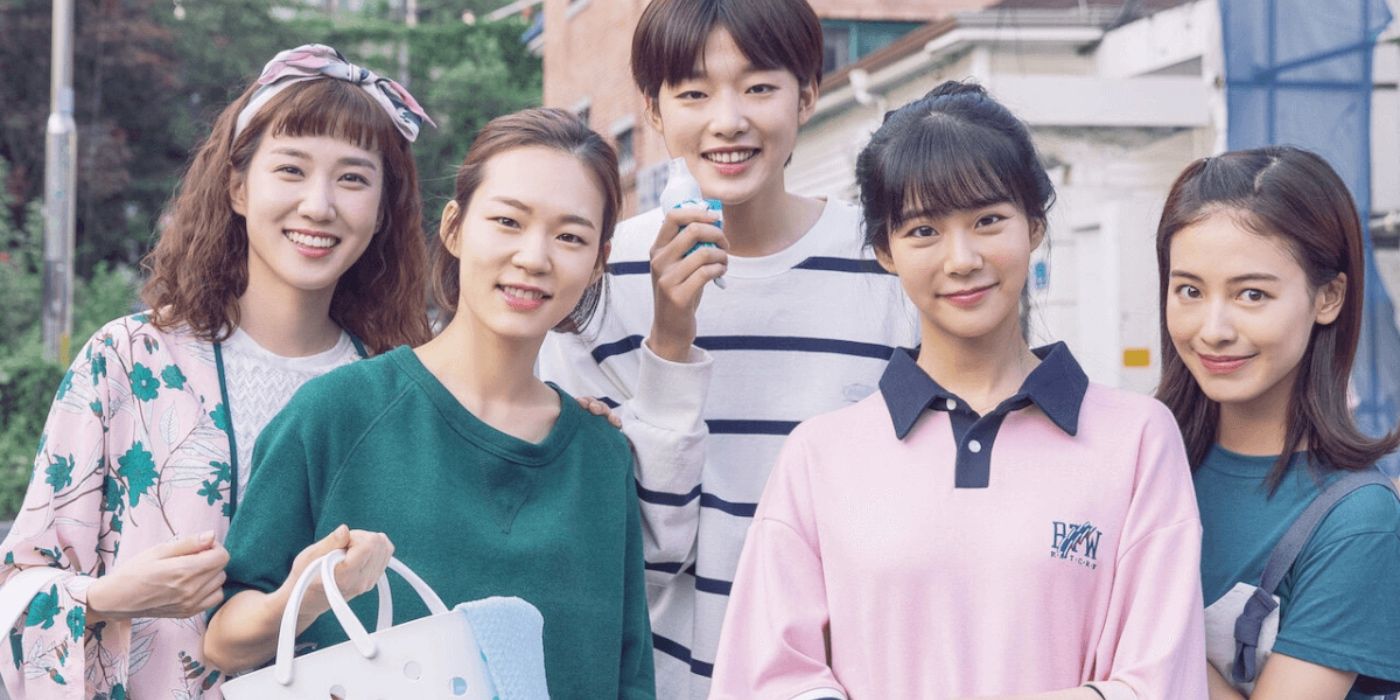 Hello My Twenties main cast in season one, smiling for the camera