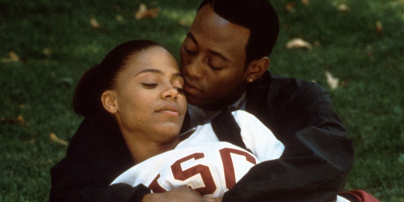 Sanaa Lathan as Monica and Omar Epps as Quincy in Love & Basketball