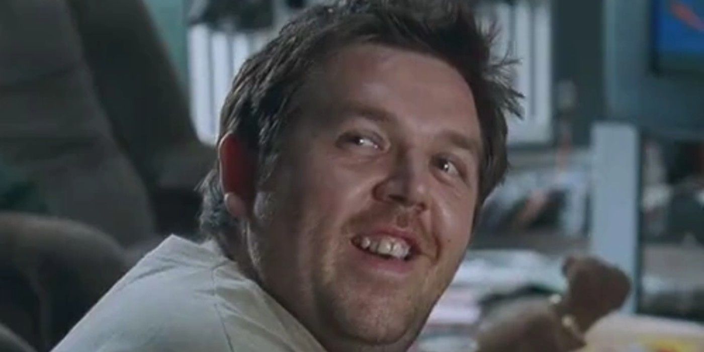 Nick Frost in apartment in Shaun of the Dead (2004)