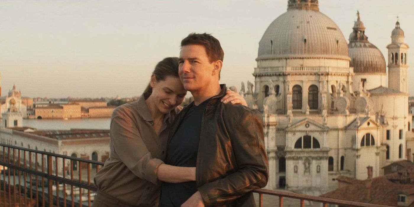 Rebecca Ferguson as Ilsa Faust and Tom Cruise as Ethan Hunt in Mission Impossible 7