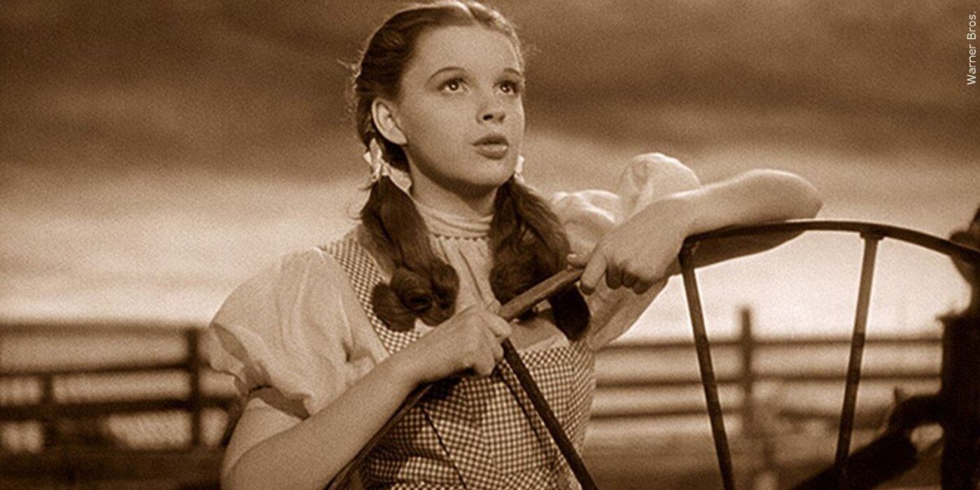 Judy Garland as Dorothy in The Wizard of Oz Somewhere Over the Rainbow