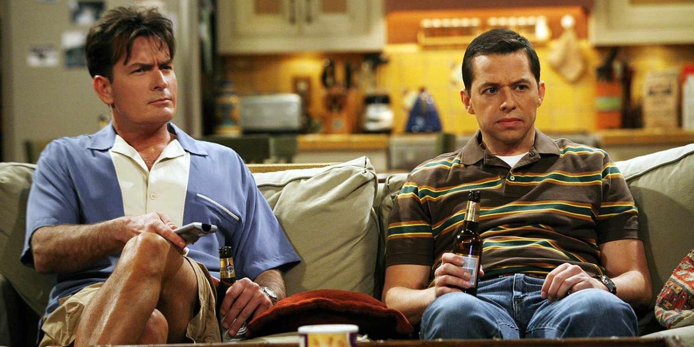 Charlie Sheen (left) and Jon Cryer (right) in Two and a Half Men.