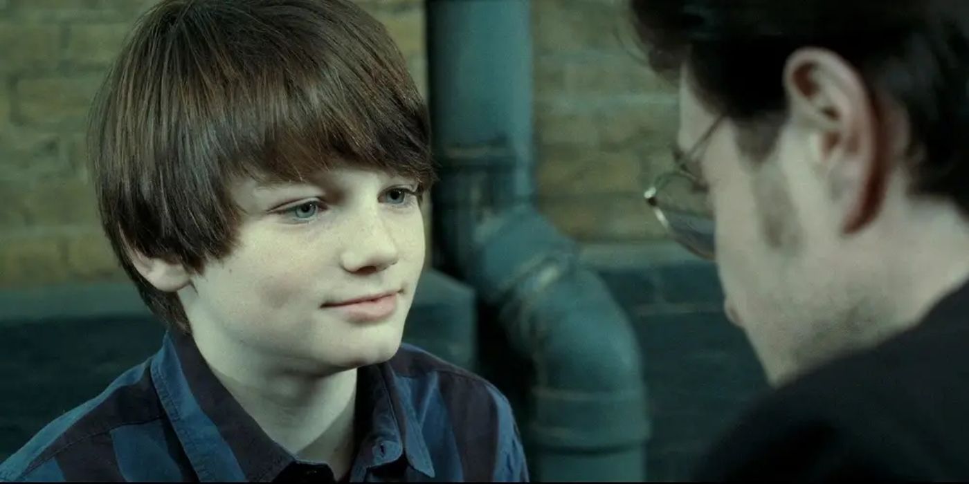 Daniel Radcliffe as Harry Potter with son in Deathly Hallows Part 2