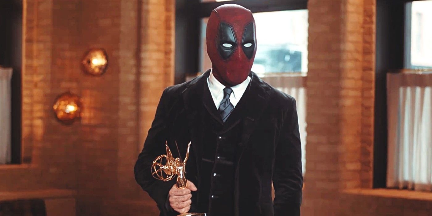 Ryan Reynolds accepts Emmy as Deadpool.