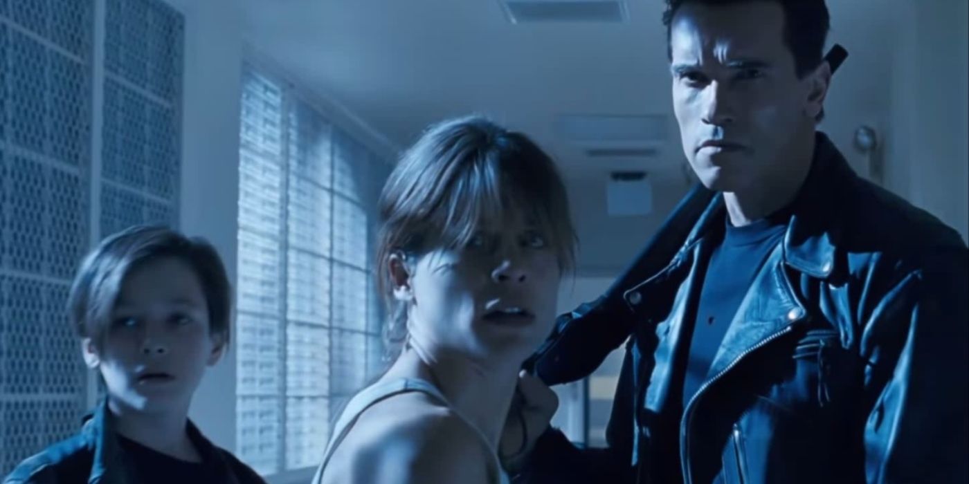 Терминатор будущее. Терминатор говорит по телефону. Терминатор 2 звонит по телефону. Говорящий терминатор. Арнольд шварценеггер терминатор.