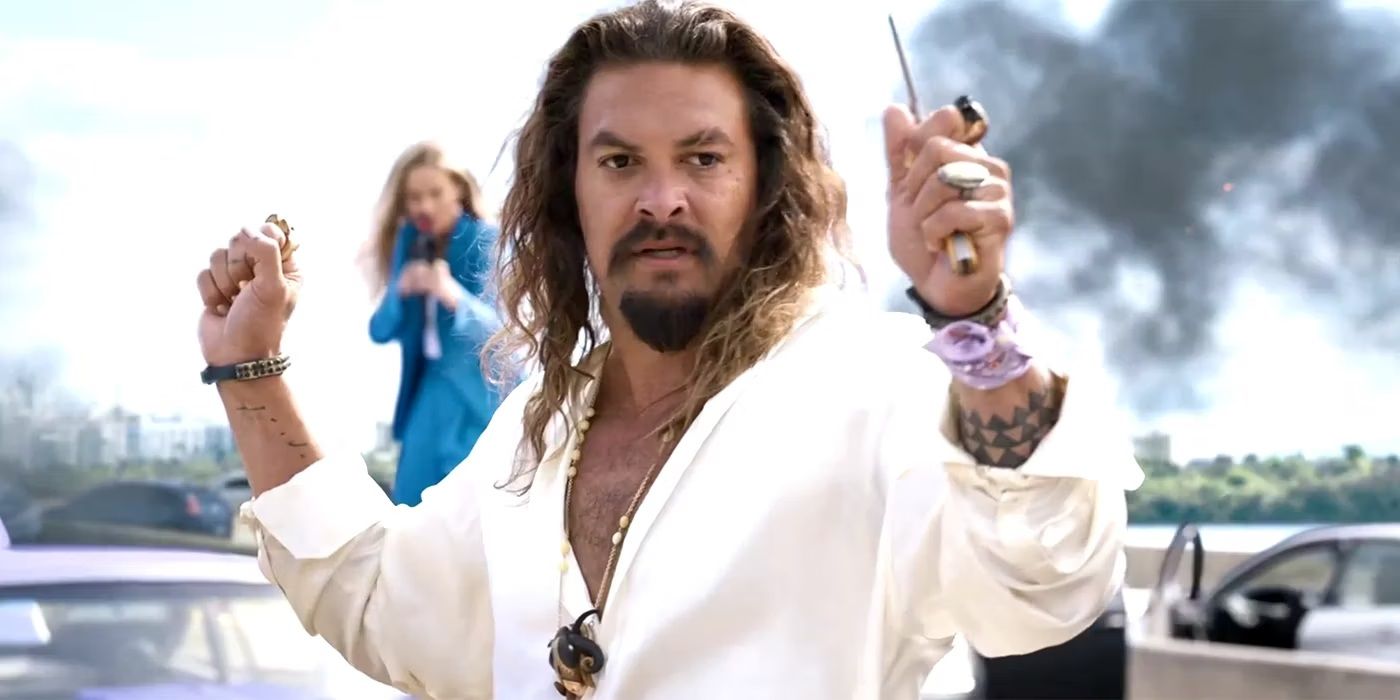 Jason Momoa as Dante Reyes holding a knife in Fast X