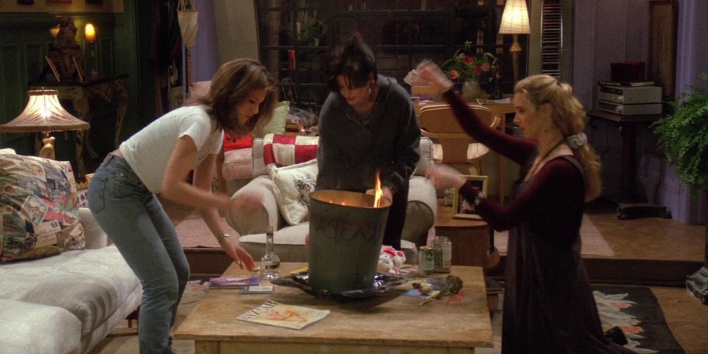 Jennifer Aniston, Courteney Cox, and Lisa Kudrow as Rachel, Monica and Phoebe in Friends, burning things