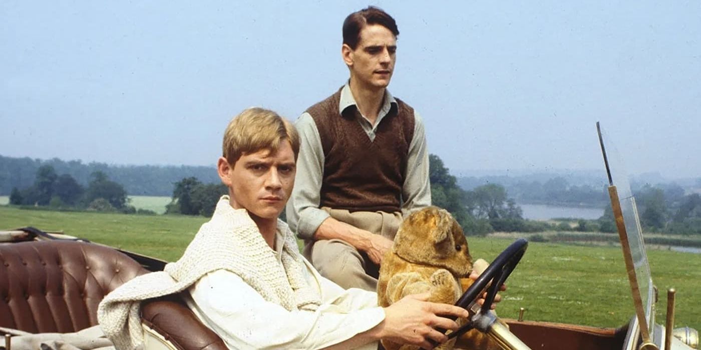 Jeremy Irons as Charles Ryder and Anthony Andrews as Sebastian Flyte in Brideshead Revisited (1981)