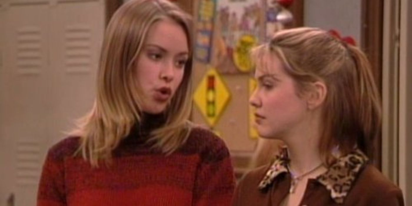 Kristanna Loken and Larisa Oleynik in Boy Meets World First Girlfriends Club