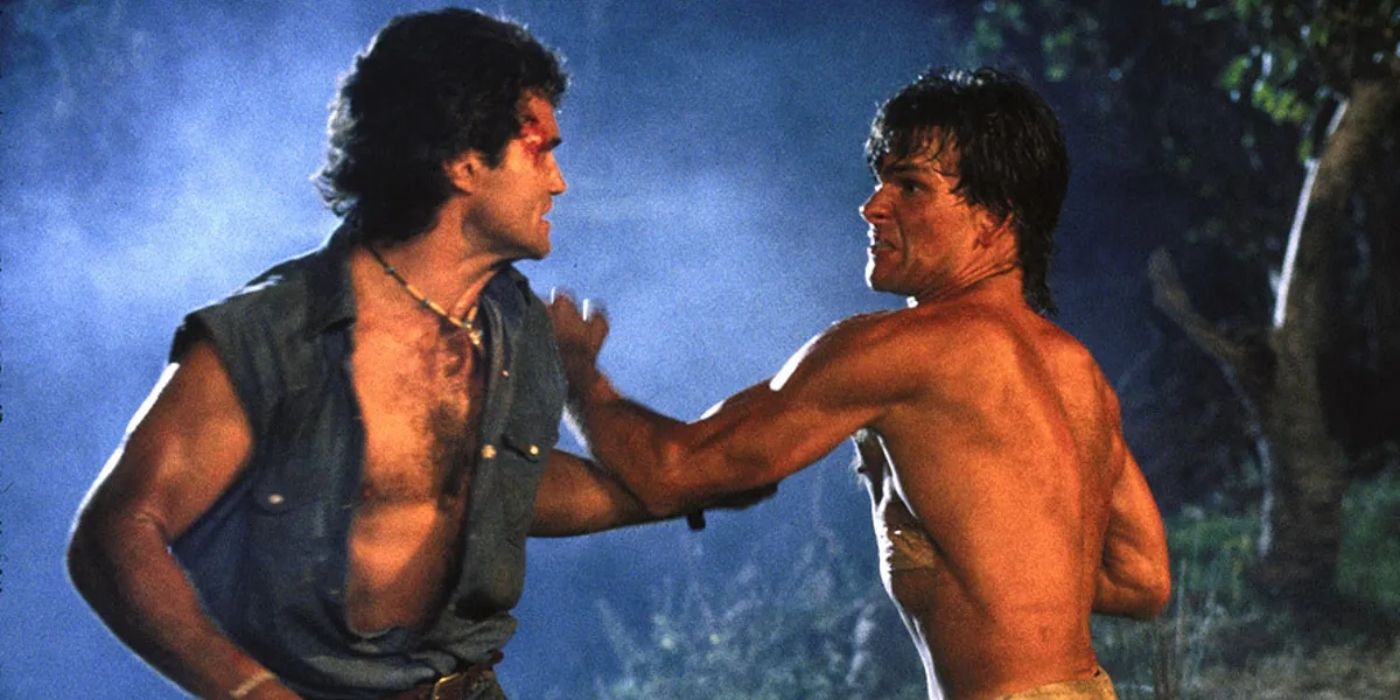 Kevin Tighe as Frank and Patrick Swayze as Dalton fight in Road House