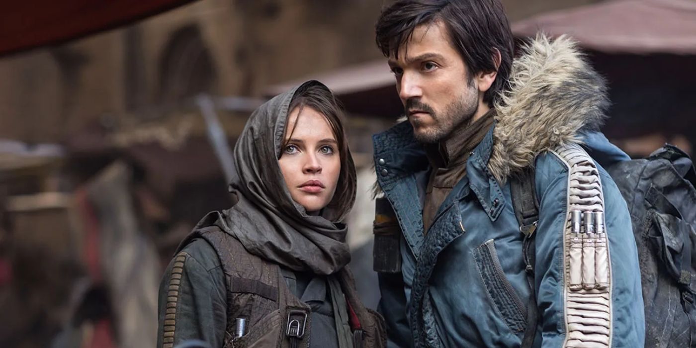 Felicity Jones as Jyn Erso and Diego Luna as Cassian Andor in Rogue One
