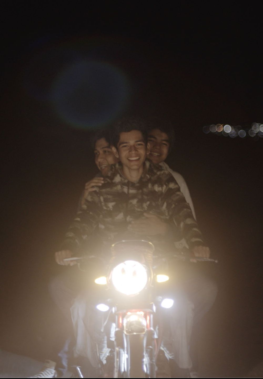 Three people on a motorcycle in the Mexican film Sujo from Sundance
