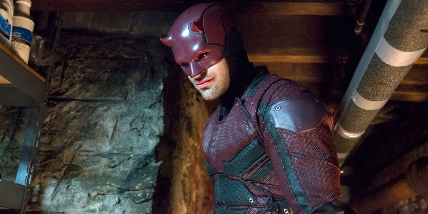 Charlie Cox as Daredevil wearing his dark red and black suit in Netflix's Daredevil