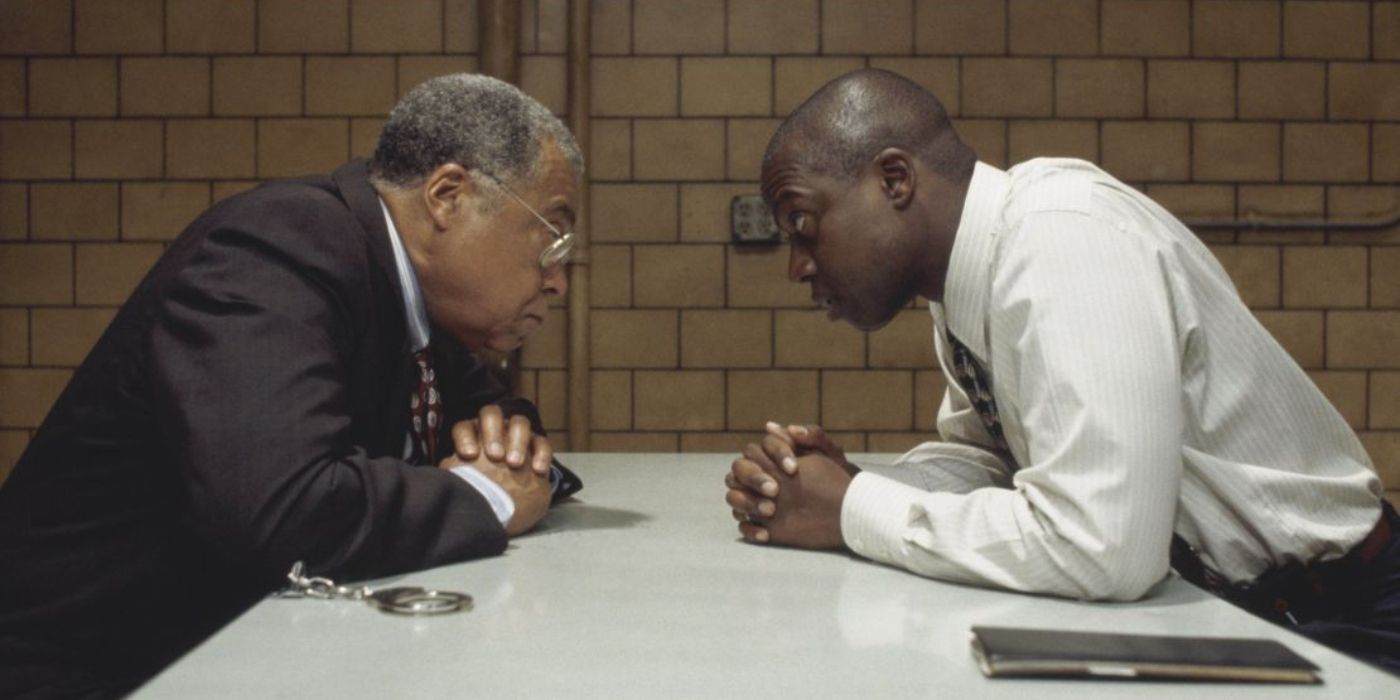 andre braugher and james earl jones face each other while sitting in a still from the show Homicide: Life on the Street