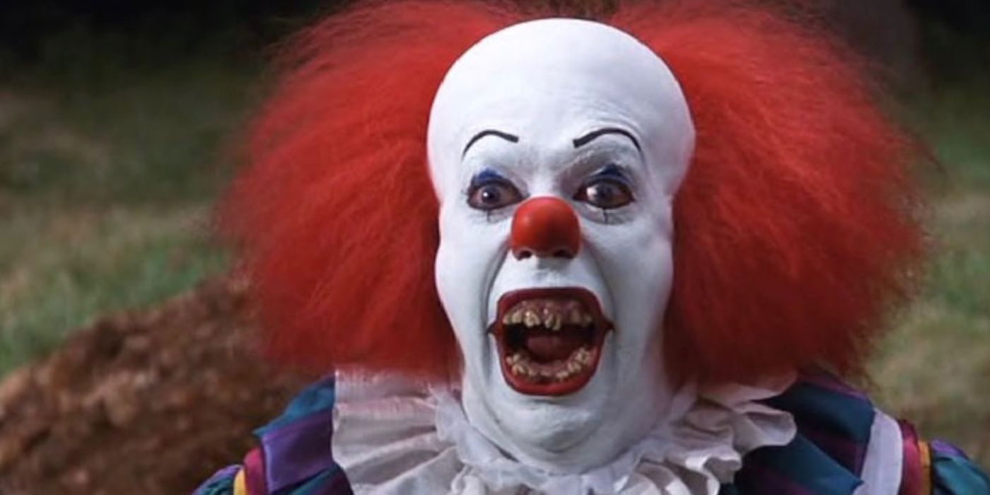 A still of Pennywise in IT 1990