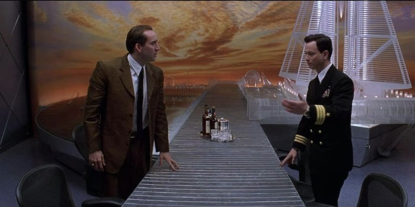 Nicolas Cage as Rick talking to Gary Sinise as Commander Kevin Dunne in Snake Eyes