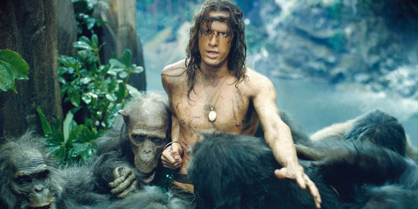 Tarzan cercado por macacos em Greystoke A lenda de Tarzan