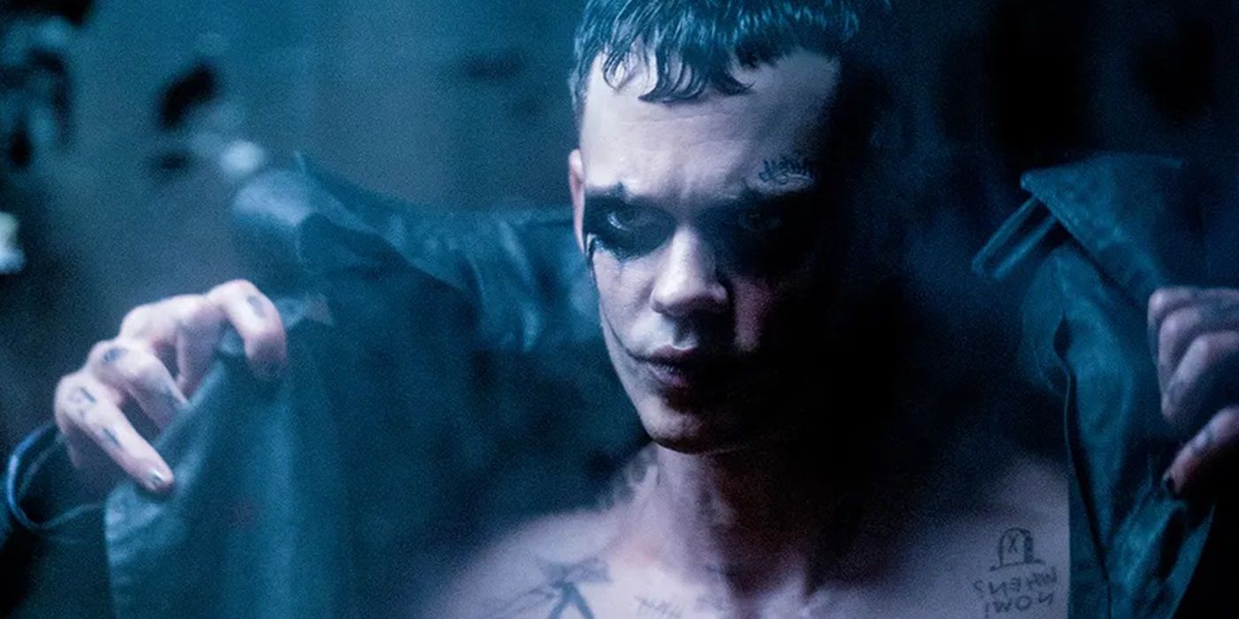 Original Crow Star Expresses Controversial Reaction to Bill Skarsgård's New Look