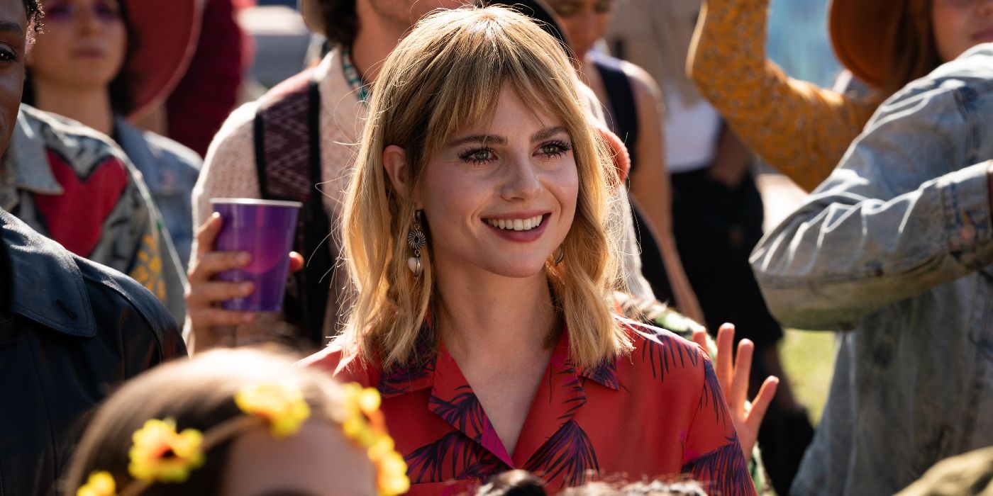 The gorgeous Lucy Boynton in a crowd in SXSW film The Greatest Hits 2024