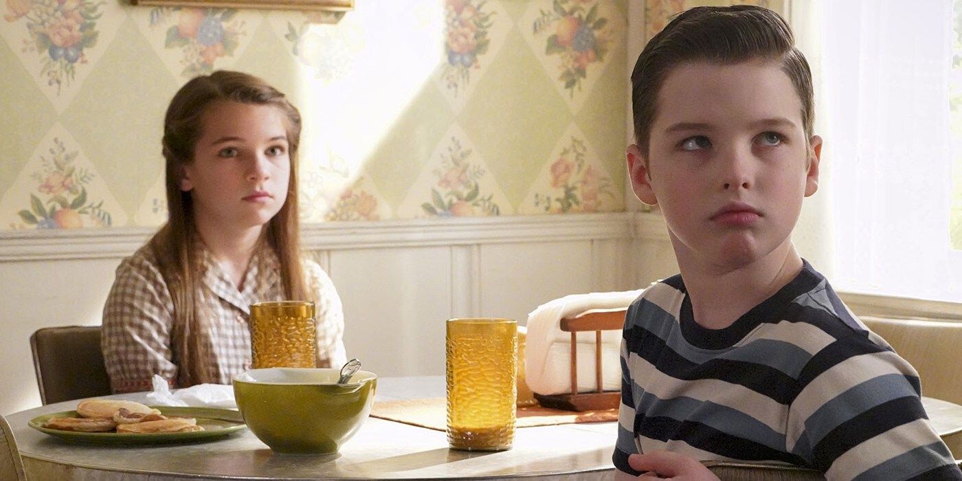 Young Sheldon Raegan Revord as Missy and Iain Armitage as Sheldon in the kitchen