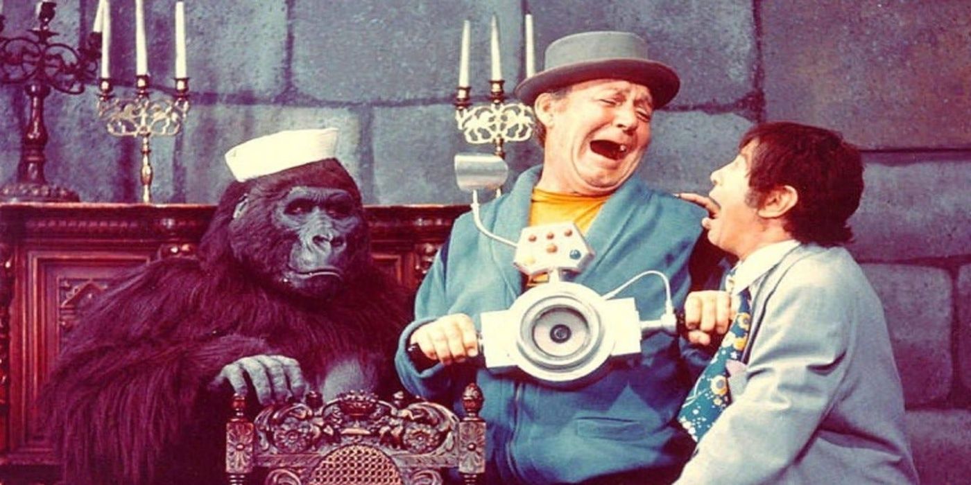 Jake Kong, Eddie Spencer and Tracy The Gorilla in live action