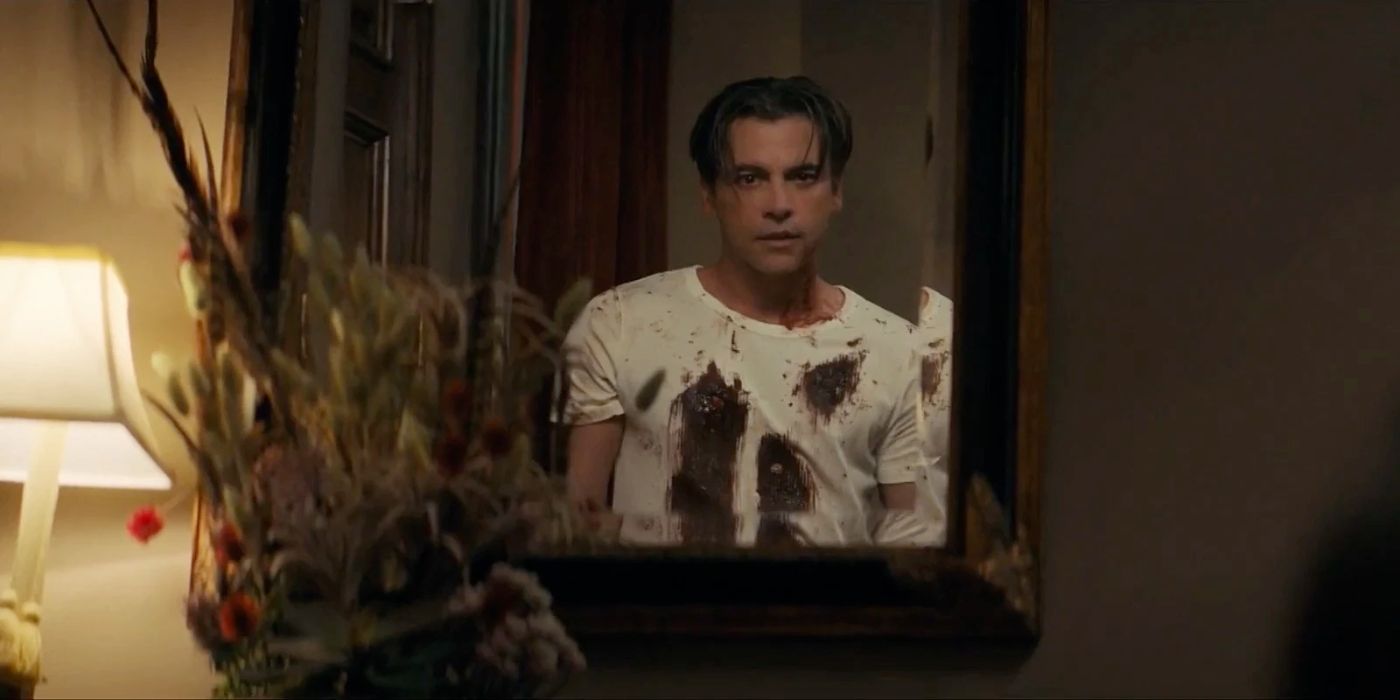 Skeet Ulrich as Billy Loomis in the mirror in Scream 5 as a hallucination