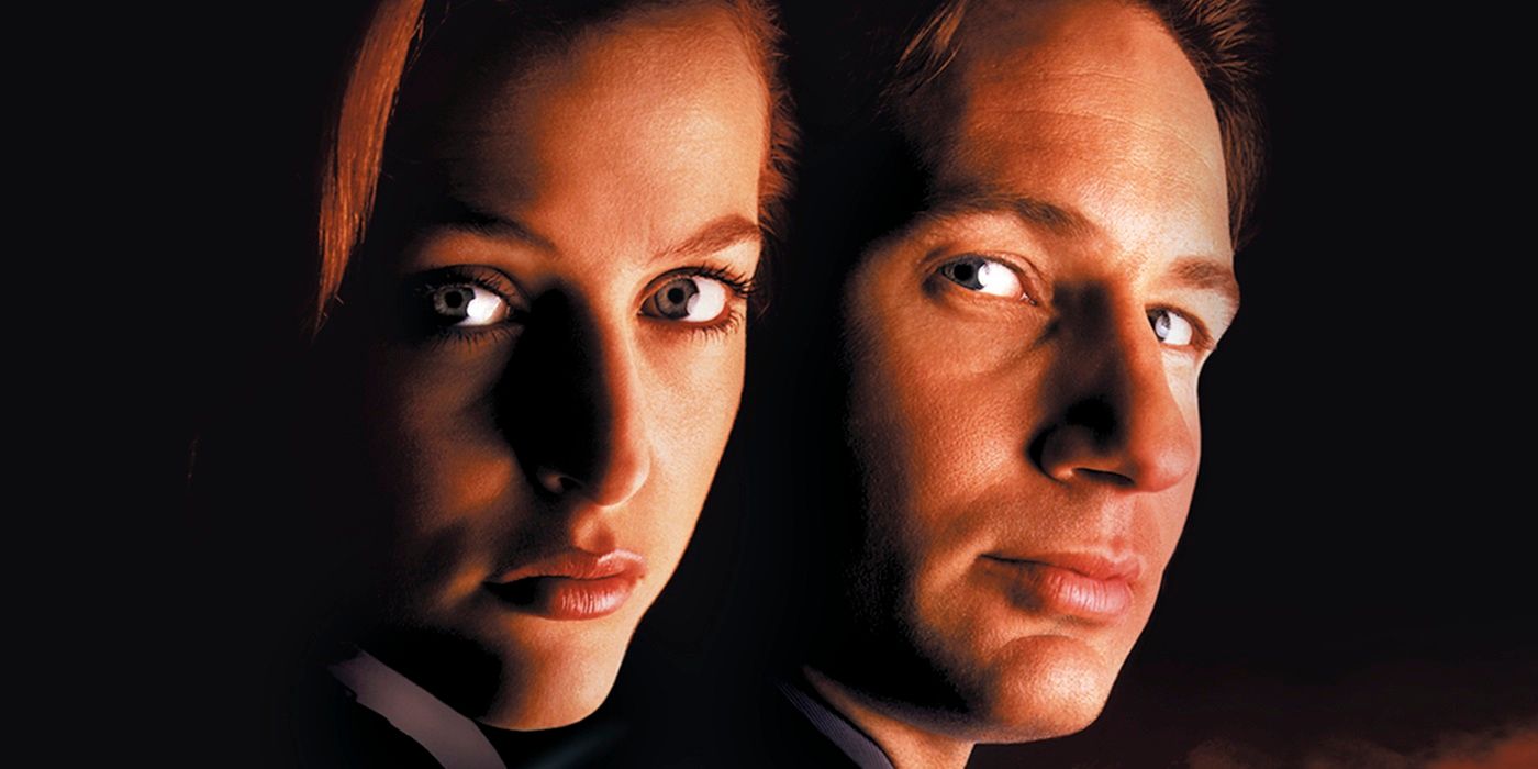 Mulder and Scully in The X-Files.
