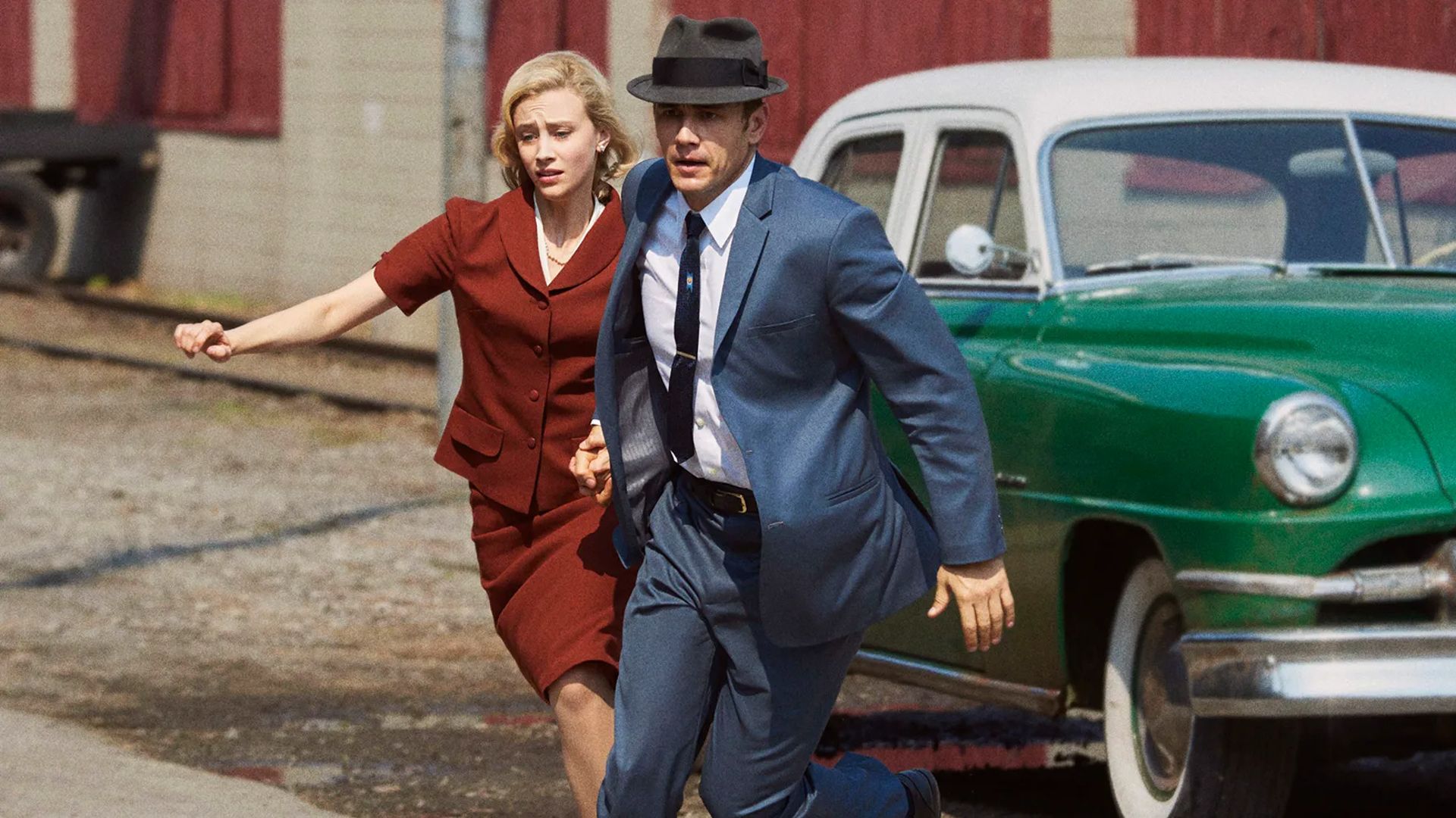 Jake and Sadie run by a car in 11.22.63
