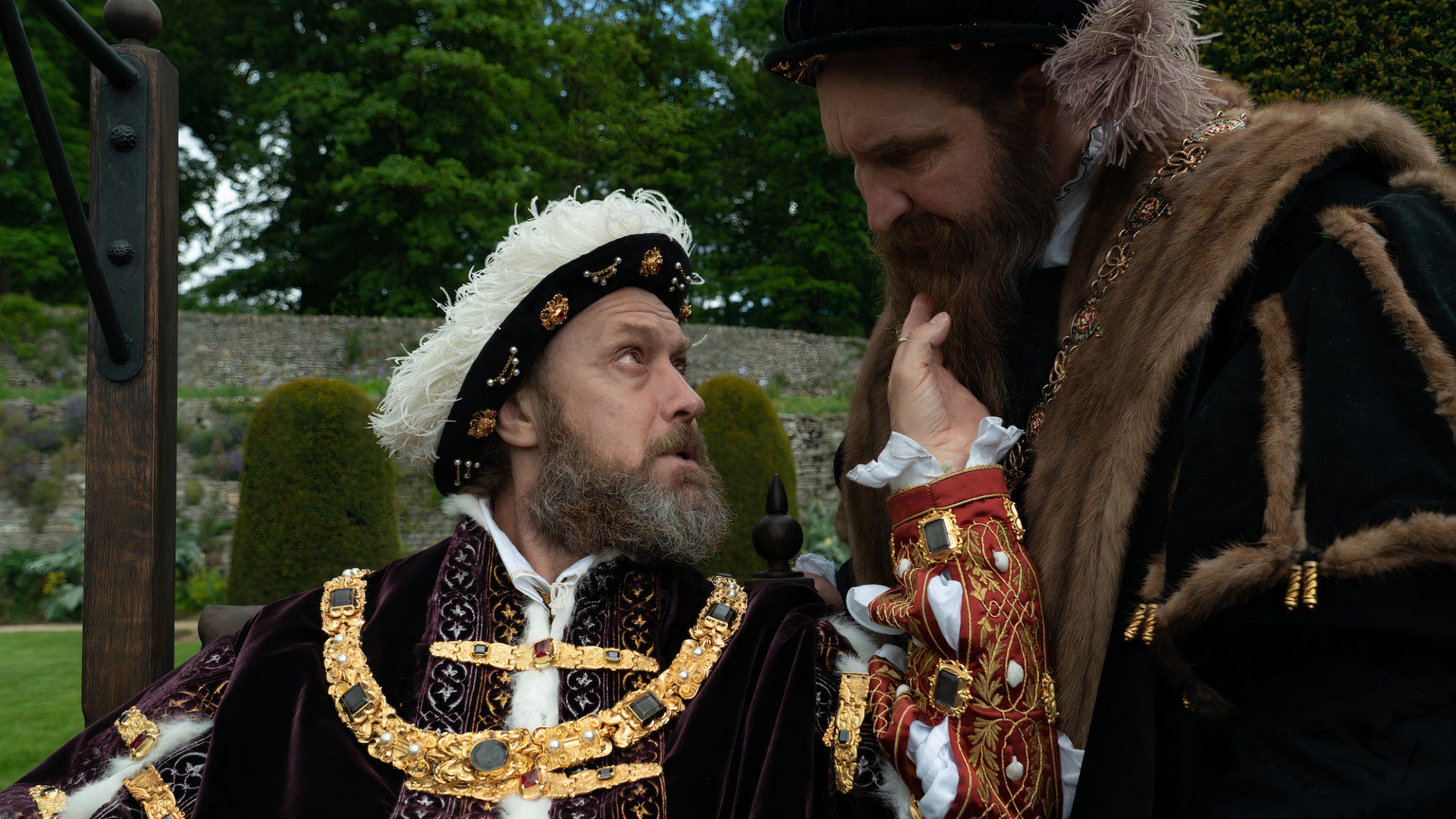 Джуд Лоу неузнаваем в роли Генриха VIII в трейлере Firebrand с Алисией Викандер