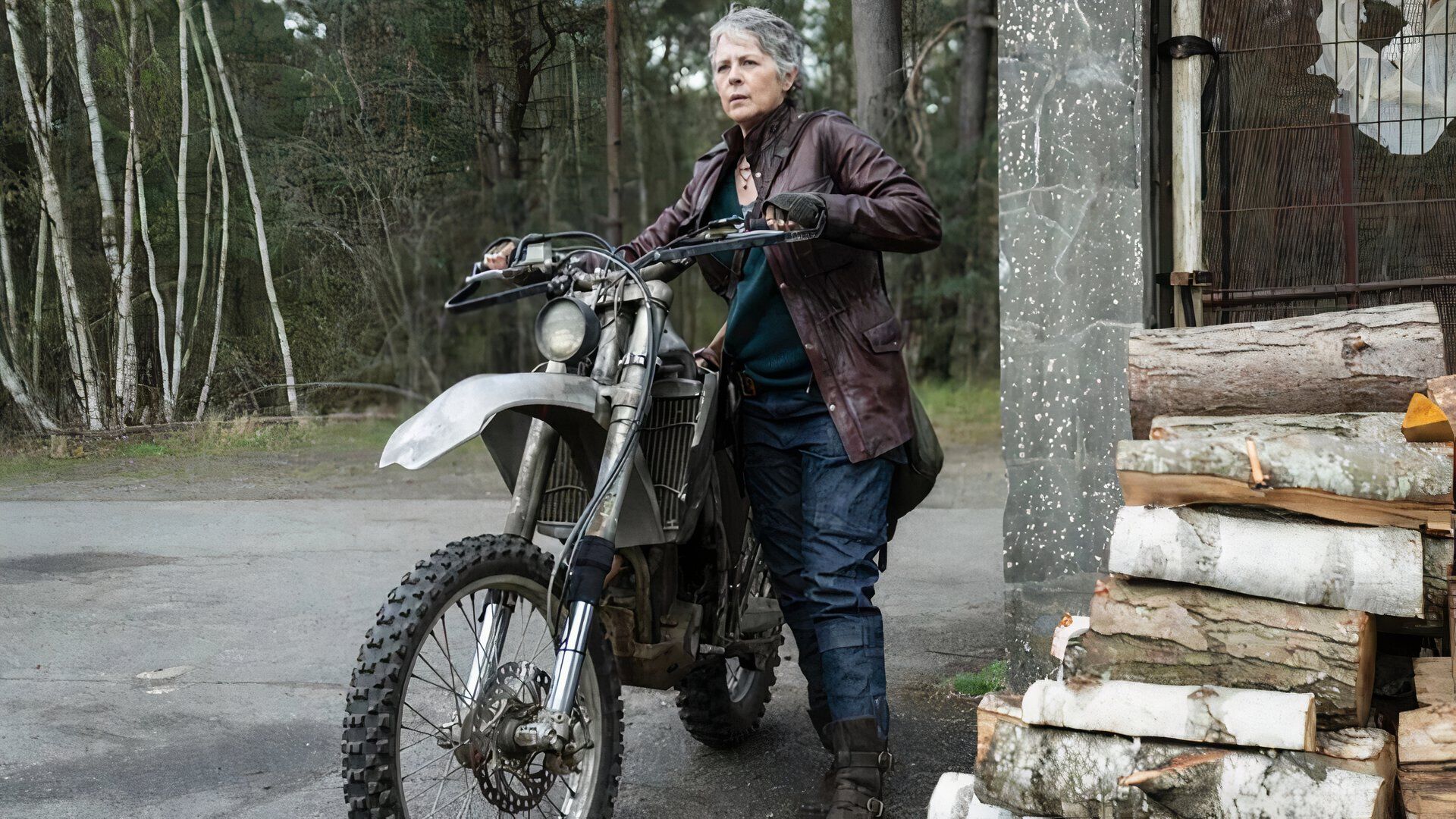Carol on a motorcycle in Walking Dead Daryl Dixon